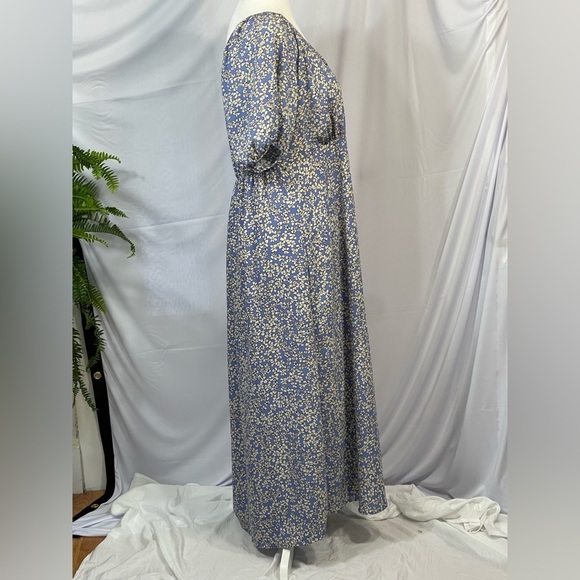 Only blue and white floral v neck midi dress women’s size L - Picture 12 of 13